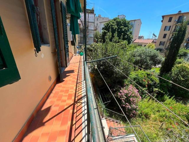 Appartamento in vendita a Firenze FI