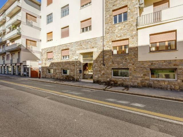 Appartamento in vendita a Firenze FI