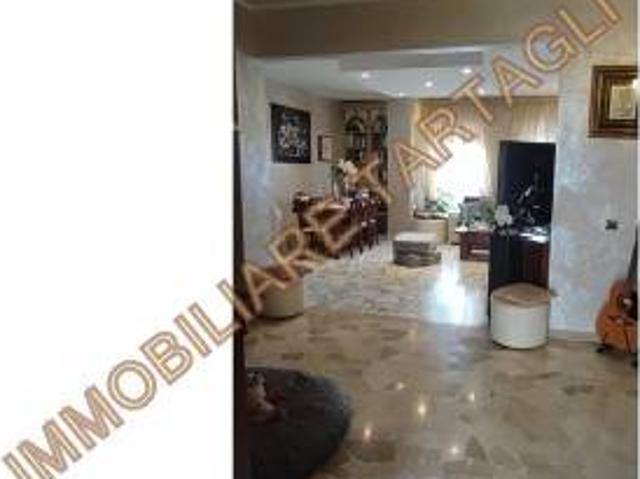 Appartamento in vendita a Firenze FI