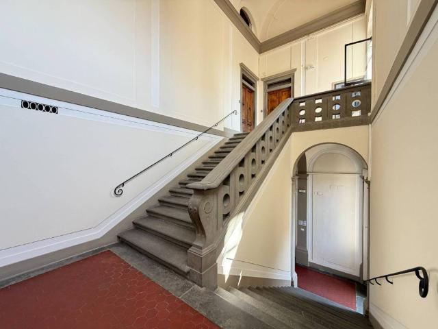 Appartamento in vendita a Firenze FI