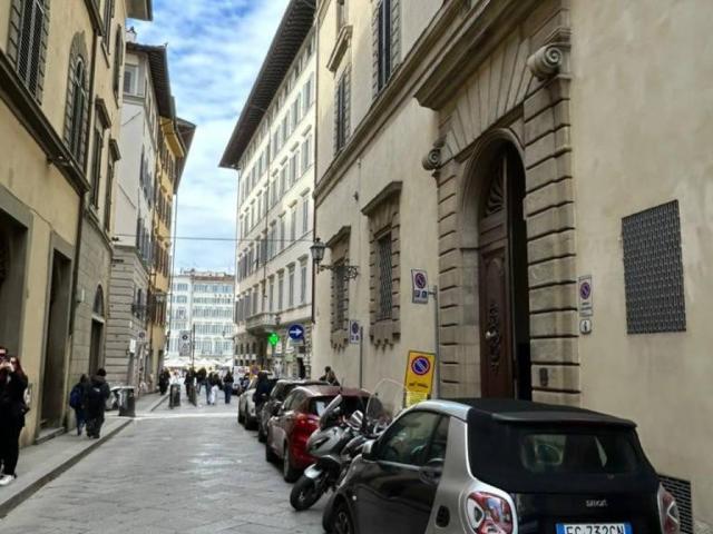 Appartamento in vendita a Firenze FI