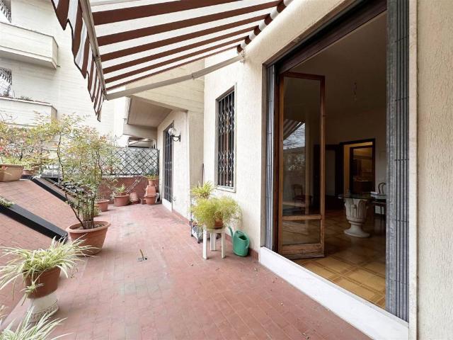 Appartamento in vendita a Firenze FI