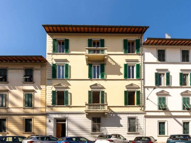 Appartamento in vendita a Firenze FI