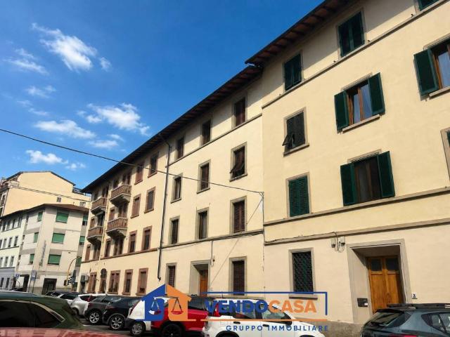 Appartamento in vendita a Firenze FI
