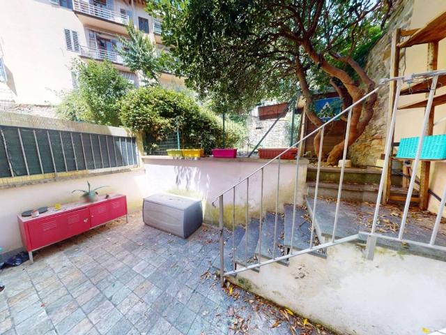 Appartamento in vendita a Firenze FI