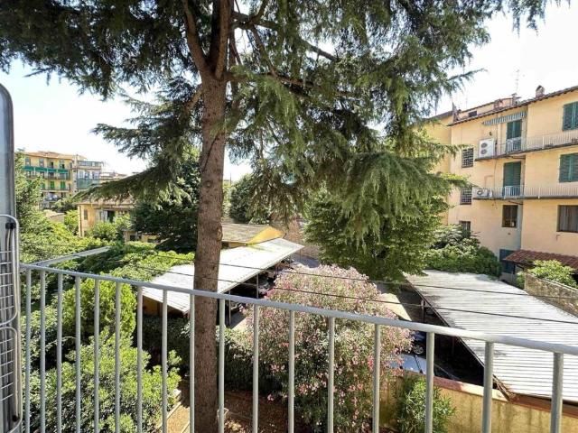 Appartamento in vendita a Firenze FI