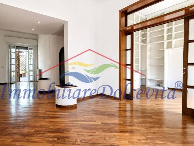 Appartamento in vendita a Firenze FI