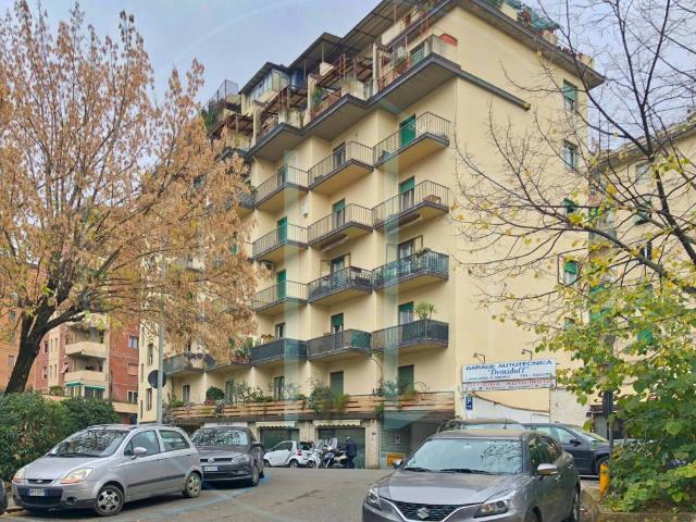 Appartamento in vendita a Firenze FI