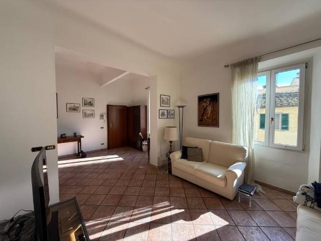 Appartamento in vendita a Firenze FI