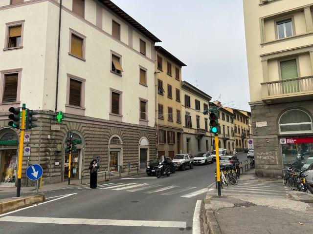 Appartamento in vendita a Firenze FI
