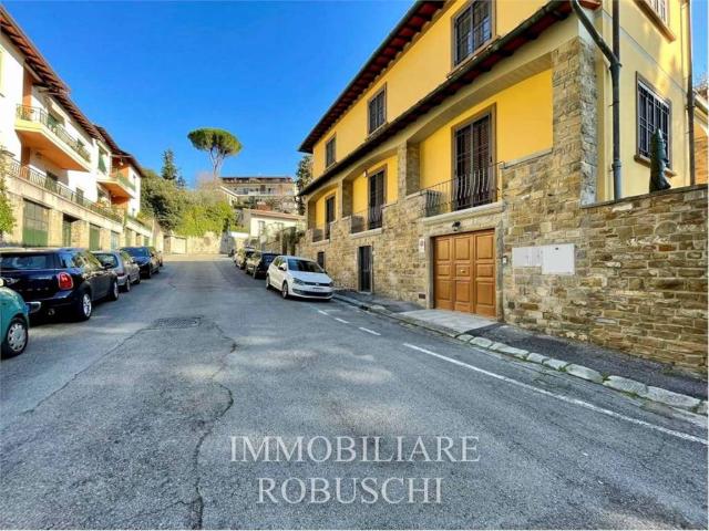 Appartamento in vendita a Firenze FI