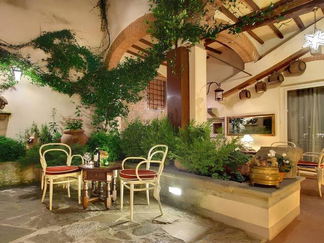 Appartamento in vendita a Firenze FI