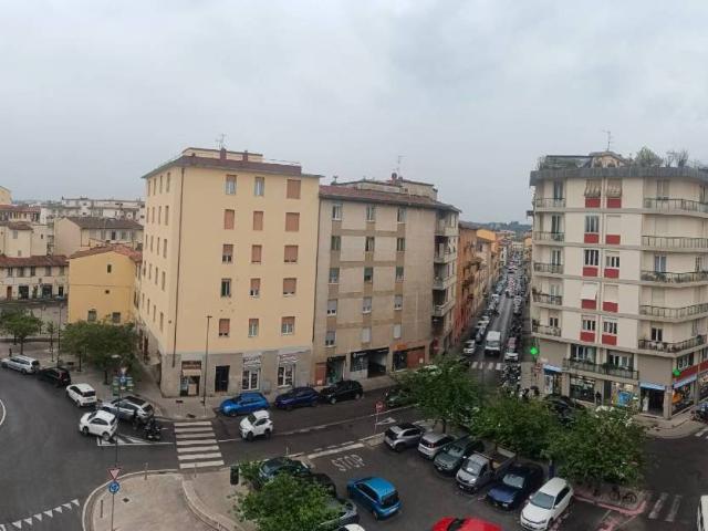 Appartamento in vendita a Firenze FI