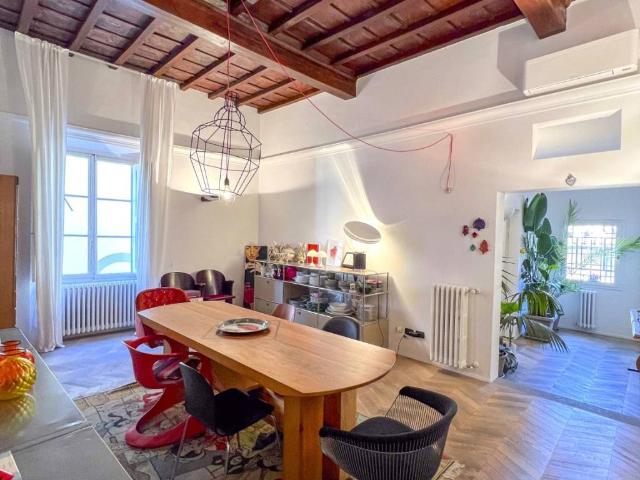 Appartamento in vendita a Firenze FI
