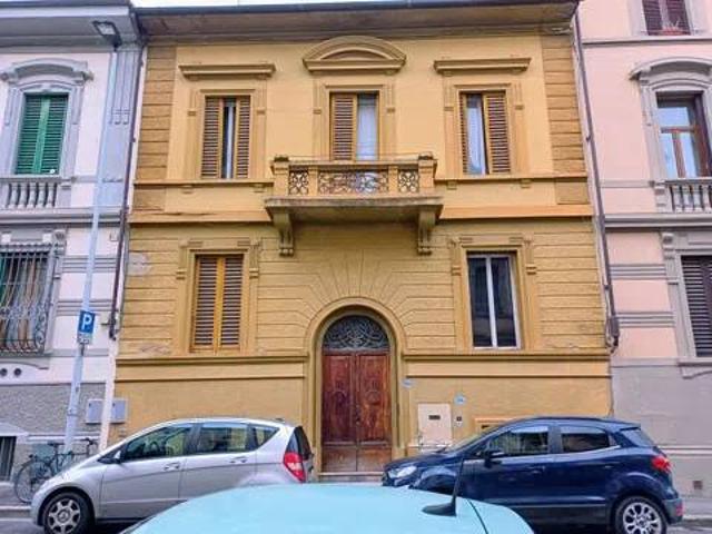 Appartamento in vendita a Firenze FI