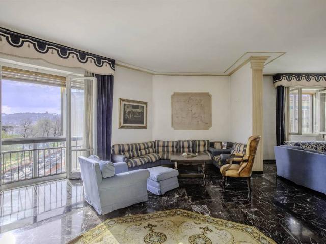 Appartamento in vendita a Firenze FI