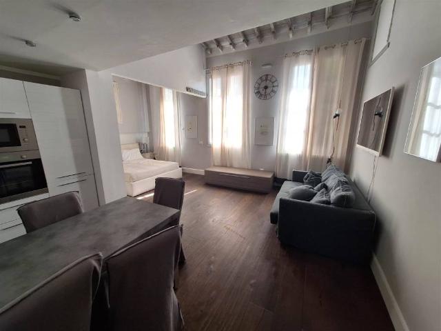 Appartamento in vendita a Firenze FI
