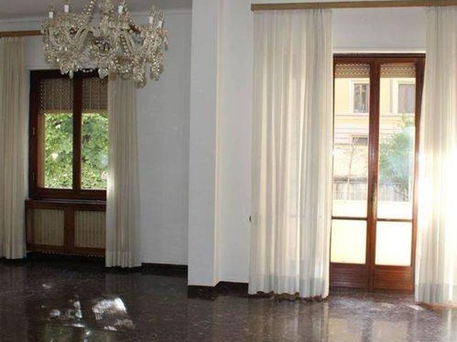 Appartamento in vendita a Firenze FI