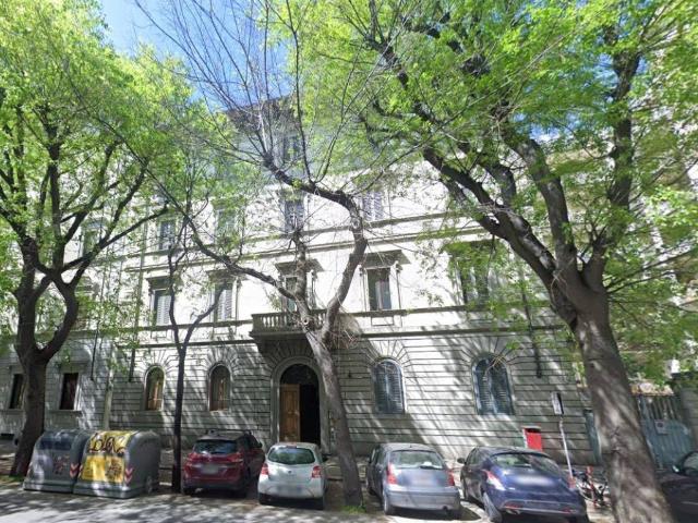 Appartamento in vendita a Firenze FI