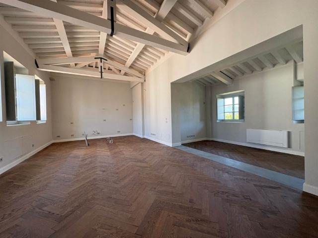 Appartamento in vendita a Firenze, Settignano