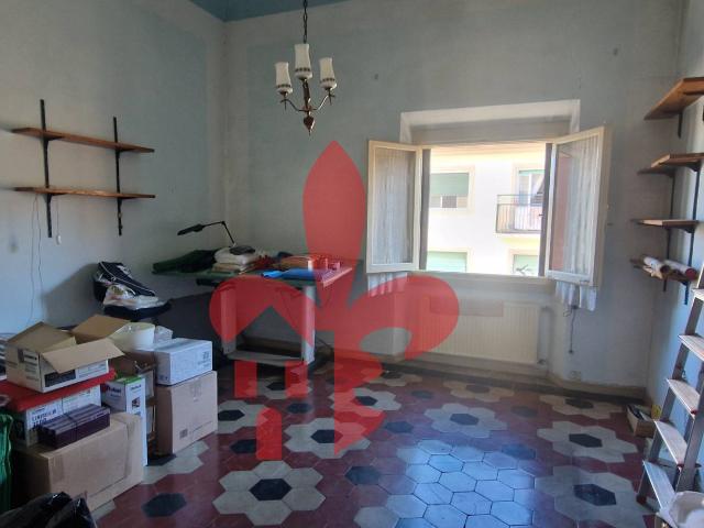 APPARTAMENTO in VENDITA a FIRENZE PORTA A PRATO / SAN IACOPINO / STATUTO / FORTEZZA di 6 vani