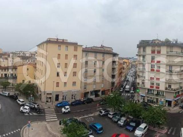 Appartamento in vendita a Firenze piazza San Iacopino, Porta al Prato San Jacopino