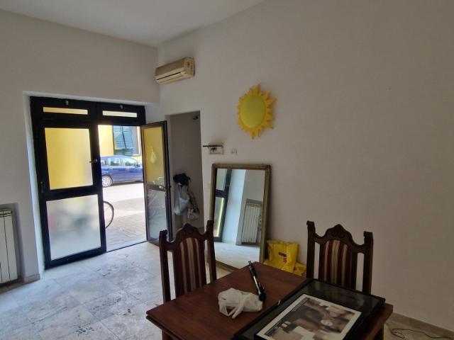 APPARTAMENTO in VENDITA a FIRENZE PZZA LEOPOLDO / VITTORIO EMANUELE di 2 vani