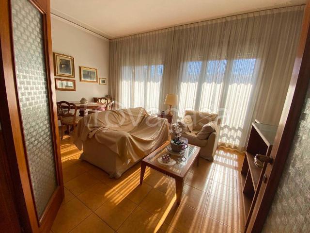 Appartamento in vendita a Firenze via del Guarlone, Gignoro