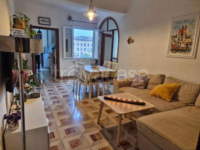 Appartamento in vendita a Firenze via Della Scala, 107, Borgo Ognissanti Il Prato