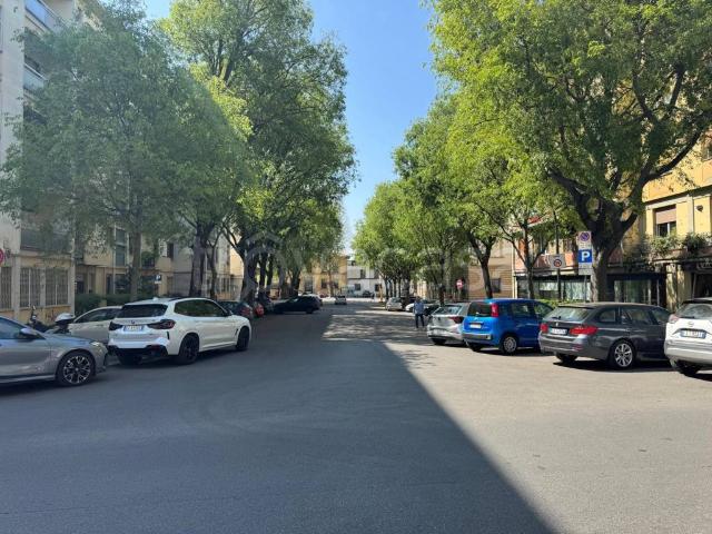 Appartamento in vendita a Firenze via Dogali, Campo di Marte