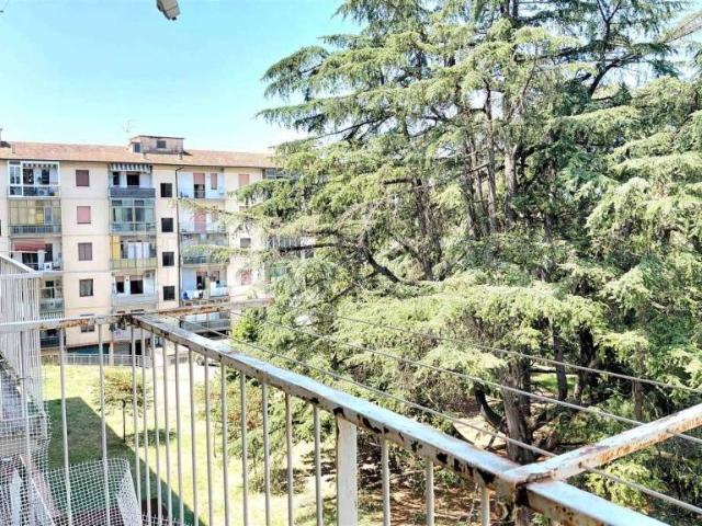 Appartamento in vendita a Firenze via Lunga, Cintoia Le Torri