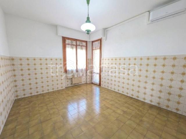 Appartamento in vendita a Firenze via Raffaello Sernesi, Isolotto Talenti