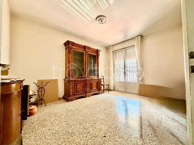 Appartamento in vendita a Firenze via Reims, 9, Europa