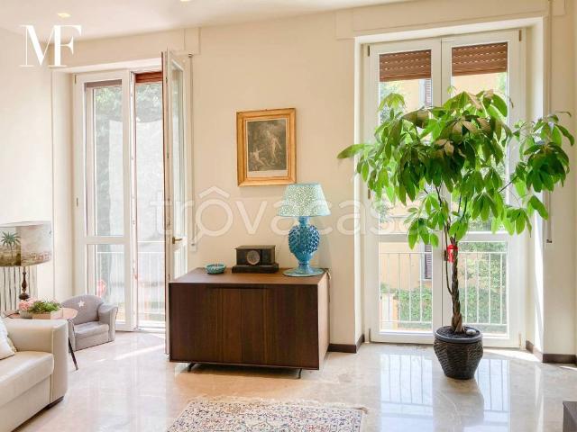 Appartamento in vendita a Firenze via Venezia, San Marco SS Annunziata
