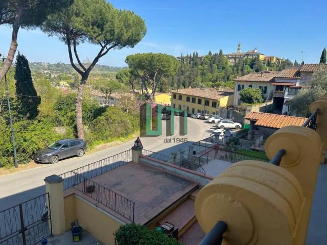 Appartamento in vendita a Firenze via Volterrana, Galluzzo