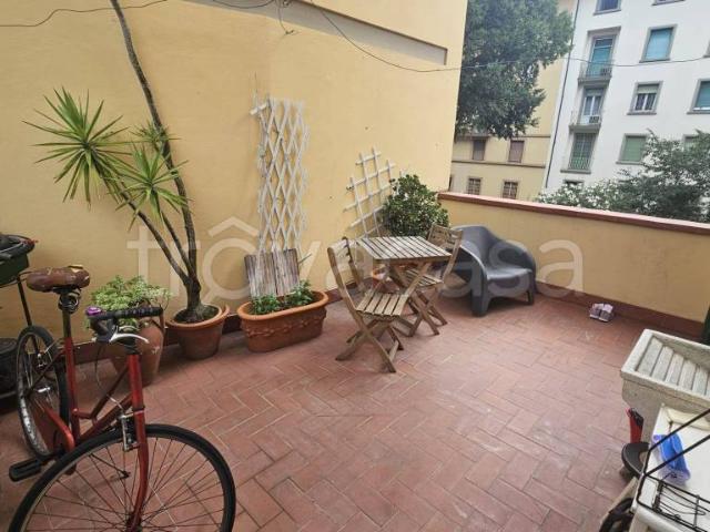 Appartamento in vendita a Firenze viale Terenzio Mamiani, Campo di Marte
