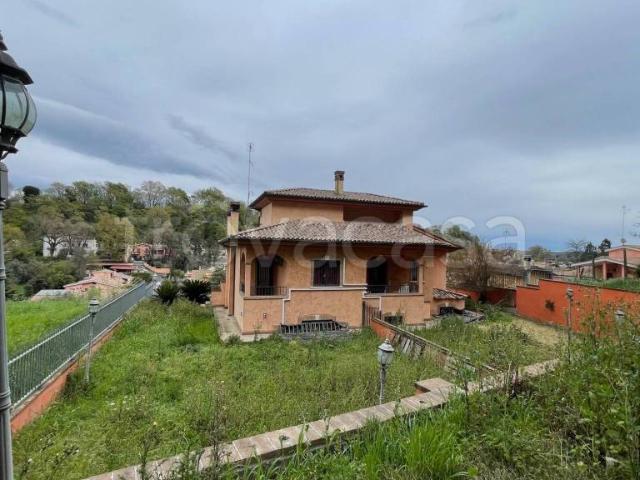 Appartamento in vendita a Fiumicino via Siliqua, 111, Aranova