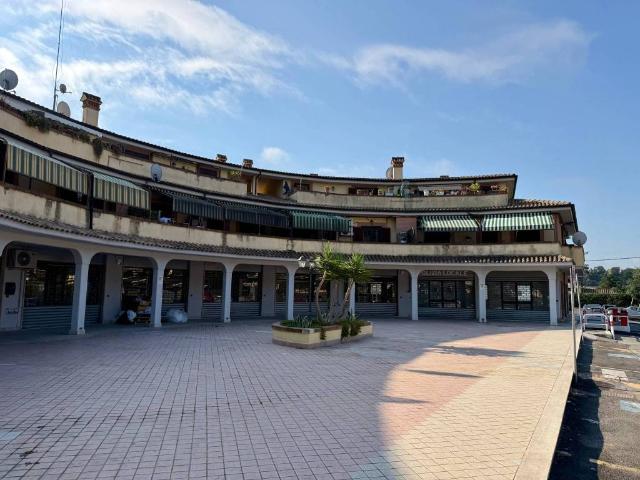 Appartamento in vendita a Fiumicino RM