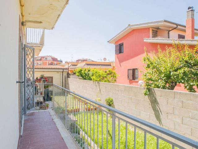 Appartamento in vendita a Fiumicino RM