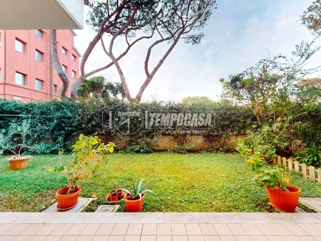 Appartamento in vendita a Fiumicino RM