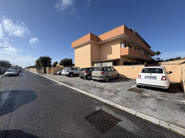 Appartamento in vendita a Fiumicino RM
