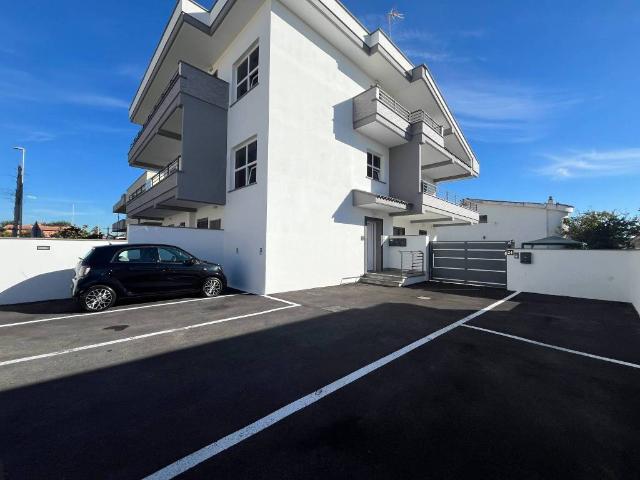 Appartamento in vendita a Fiumicino RM