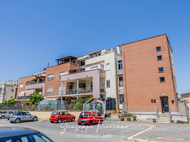 Appartamento in vendita a Fiumicino RM