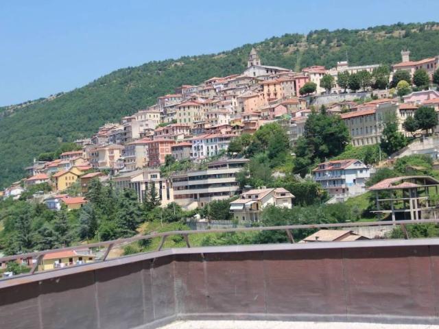 Appartamento in vendita a Fiuggi FR