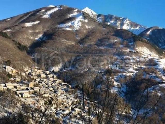 Appartamento in vendita a Fivizzano