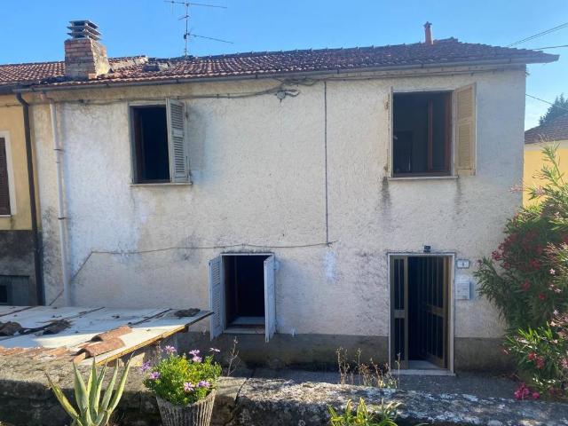 Appartamento in vendita a Fivizzano MS