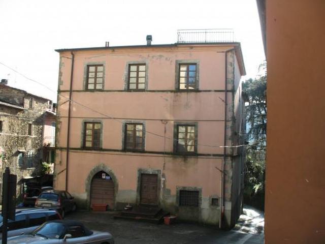 Appartamento in vendita a Fivizzano MS