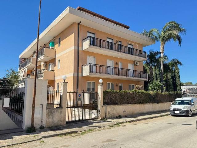 Appartamento in vendita a Floridia SR