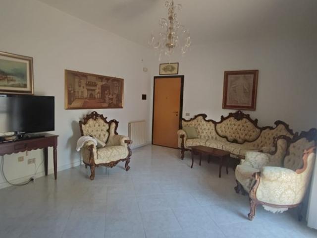 Appartamento in vendita a Floridia