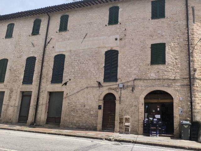 Appartamento in vendita a Foligno PG